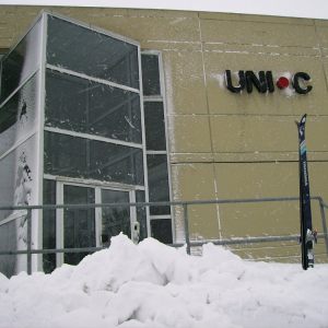 UNI-C