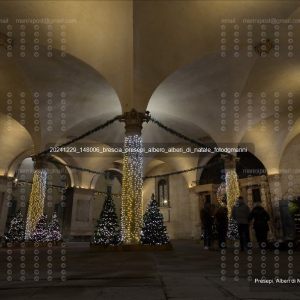 Albero di Natale e Luminarie a Brescia 2024 Foto